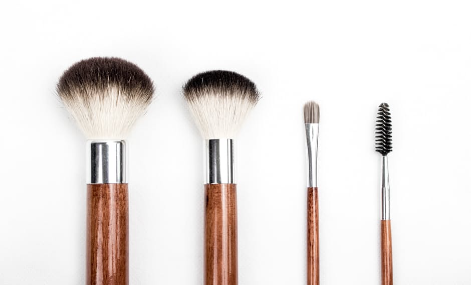 makeup brush